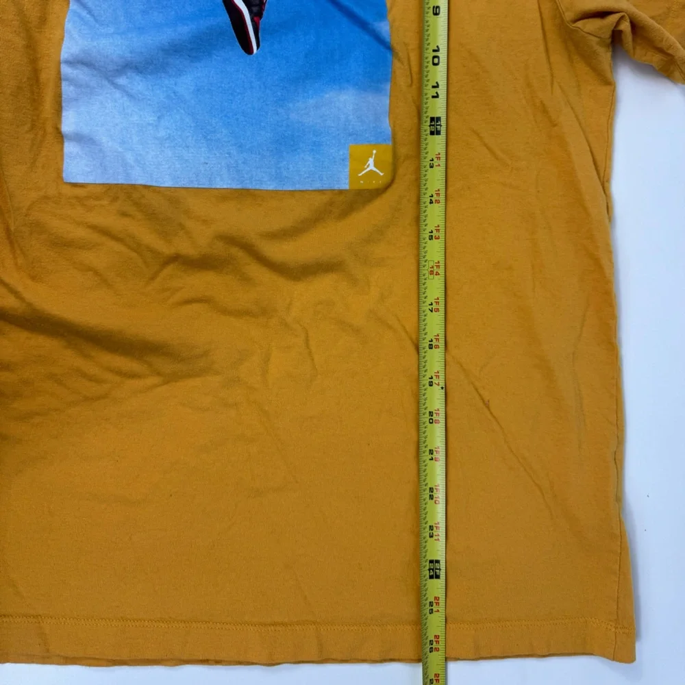 Jordan Jumpman Photo Yellow T Shirt Men’s Size Large‎